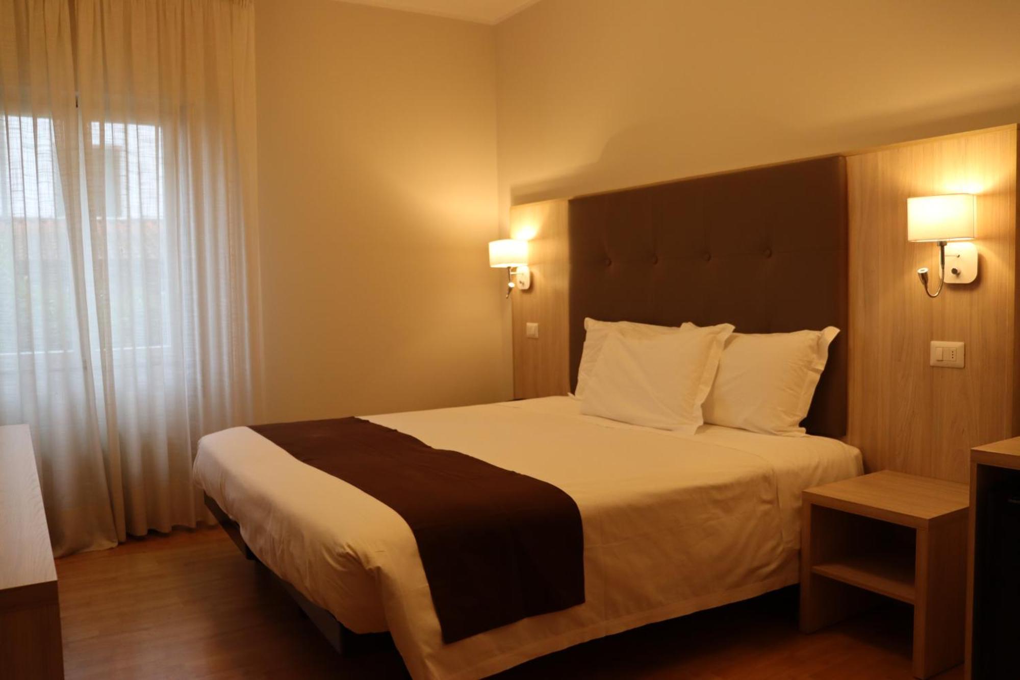 Hotel Montereale Pordenone Ngoại thất bức ảnh
